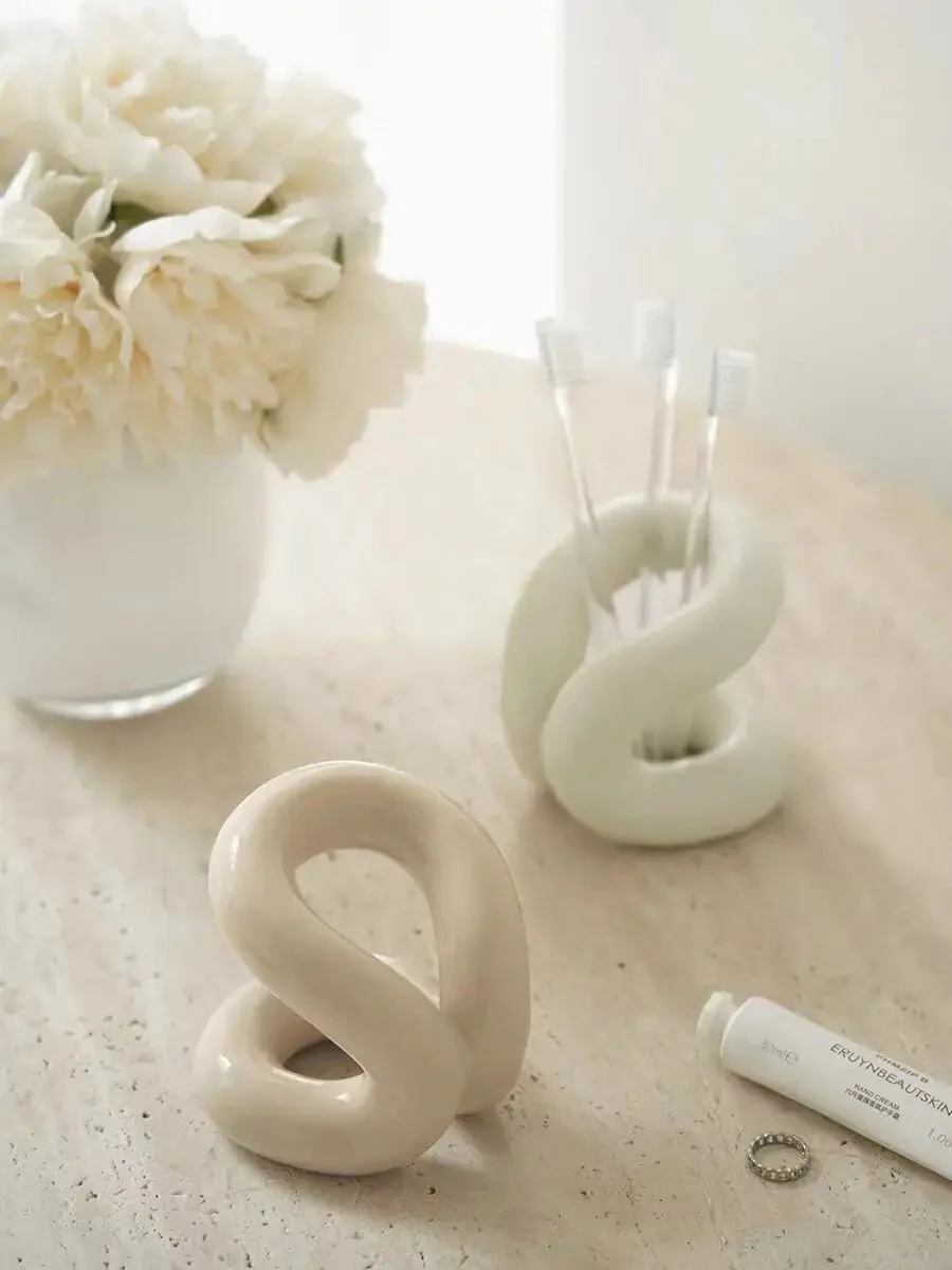 Ceramic toothbrush  holder - Image 5