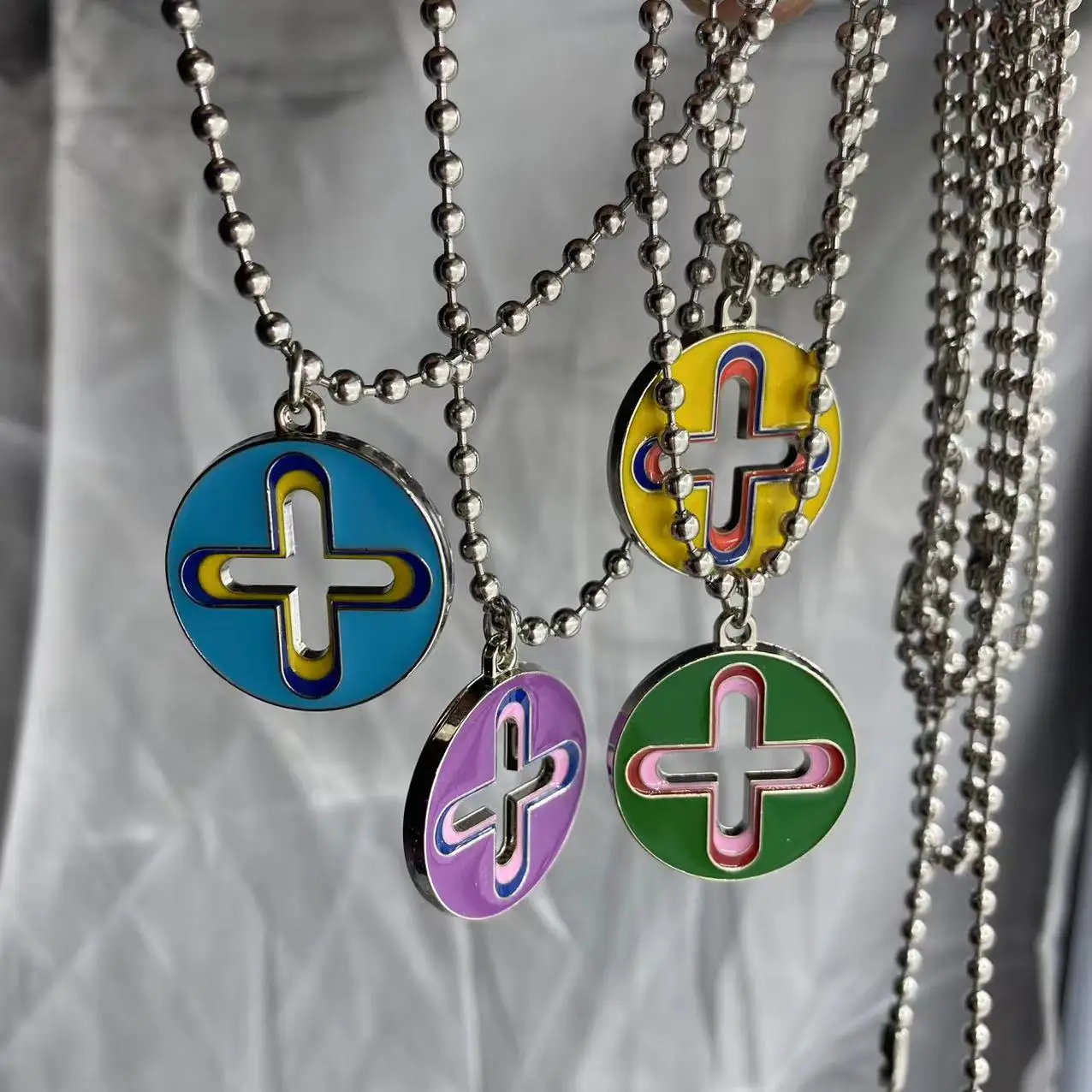 Y2K Necklace - Image 4
