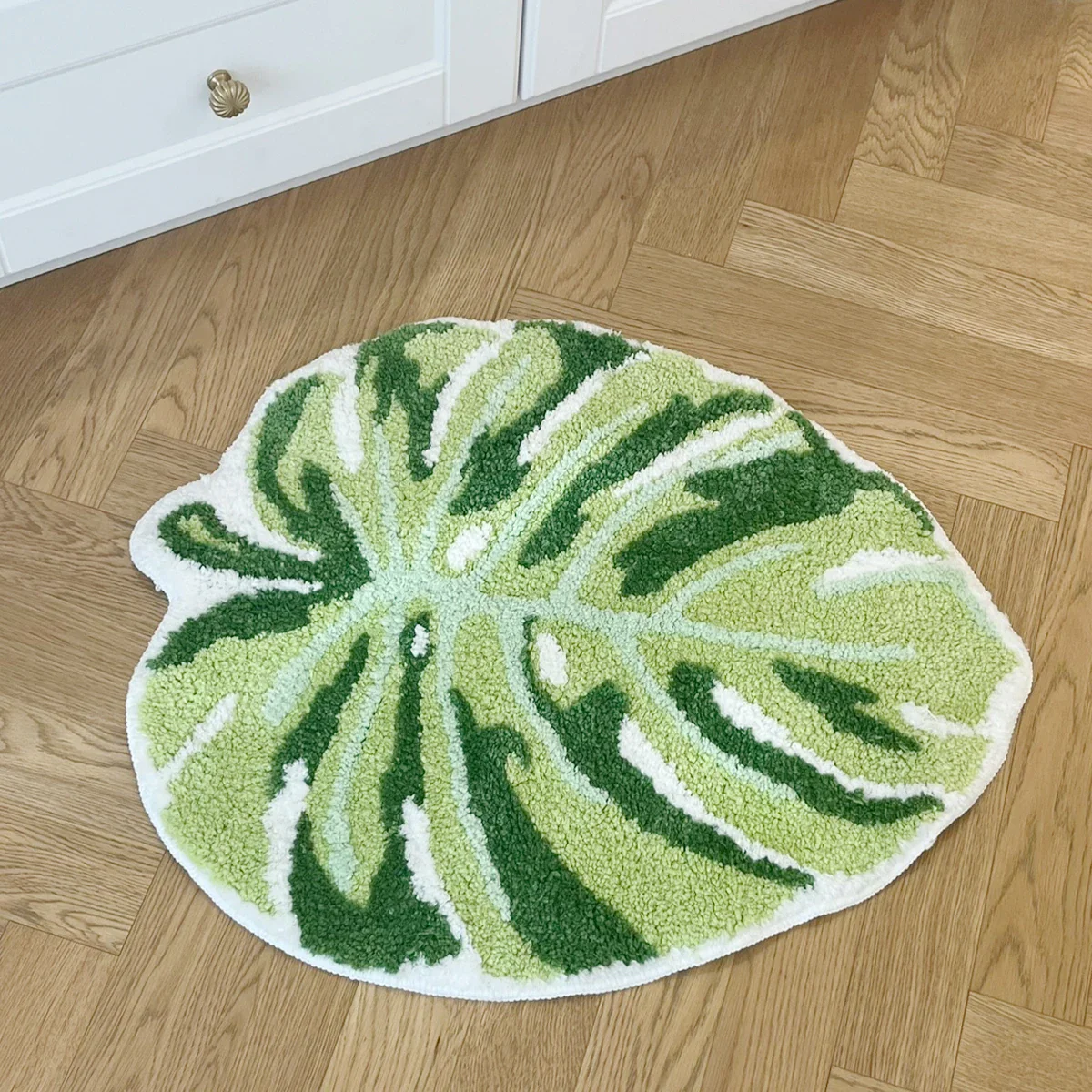 Green Leaf Monstera Tufting Rug - Image 8
