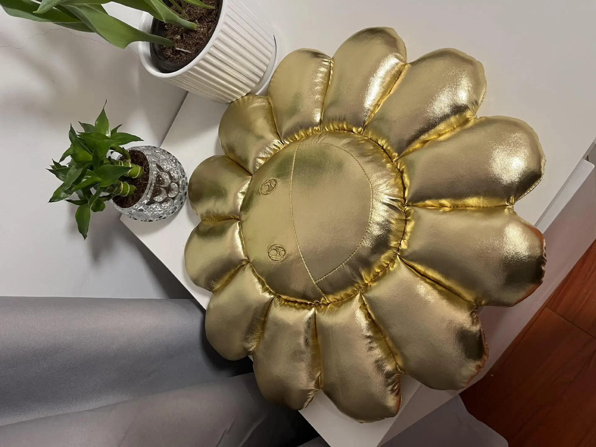 Flower Silver and Gold Pillow - Image 7