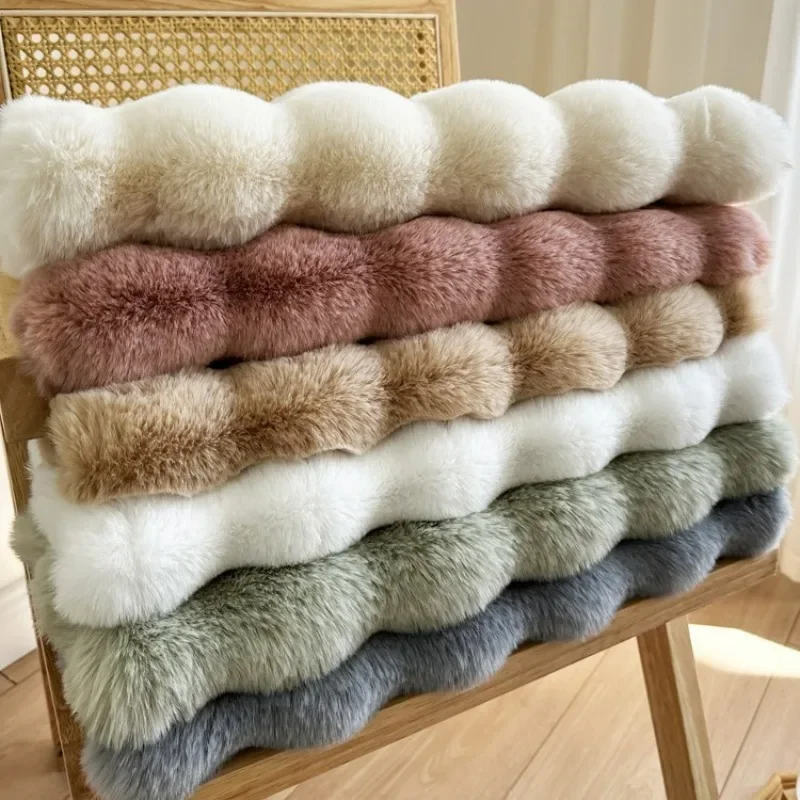 Round Plush Soft Rug - Image 4