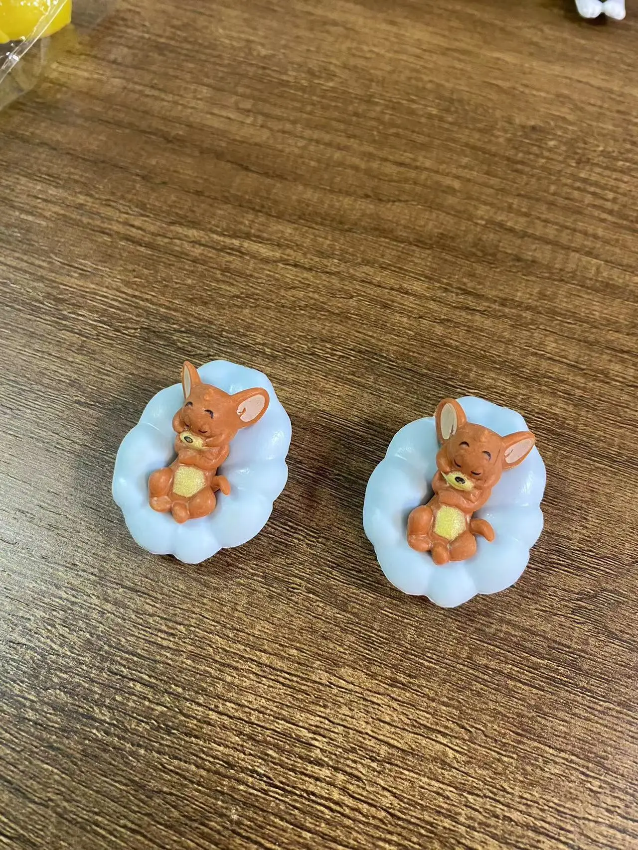 Cat & Mouse Decorations - Image 17